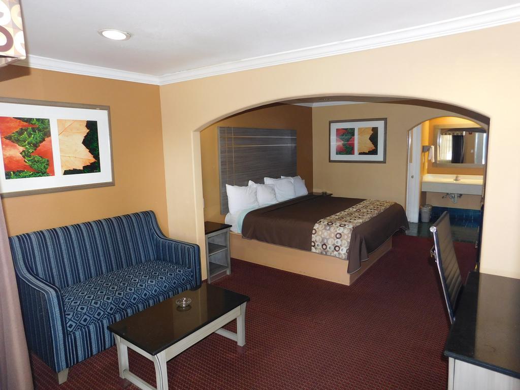 Regency Inn & Suites בומונט מראה חיצוני תמונה
